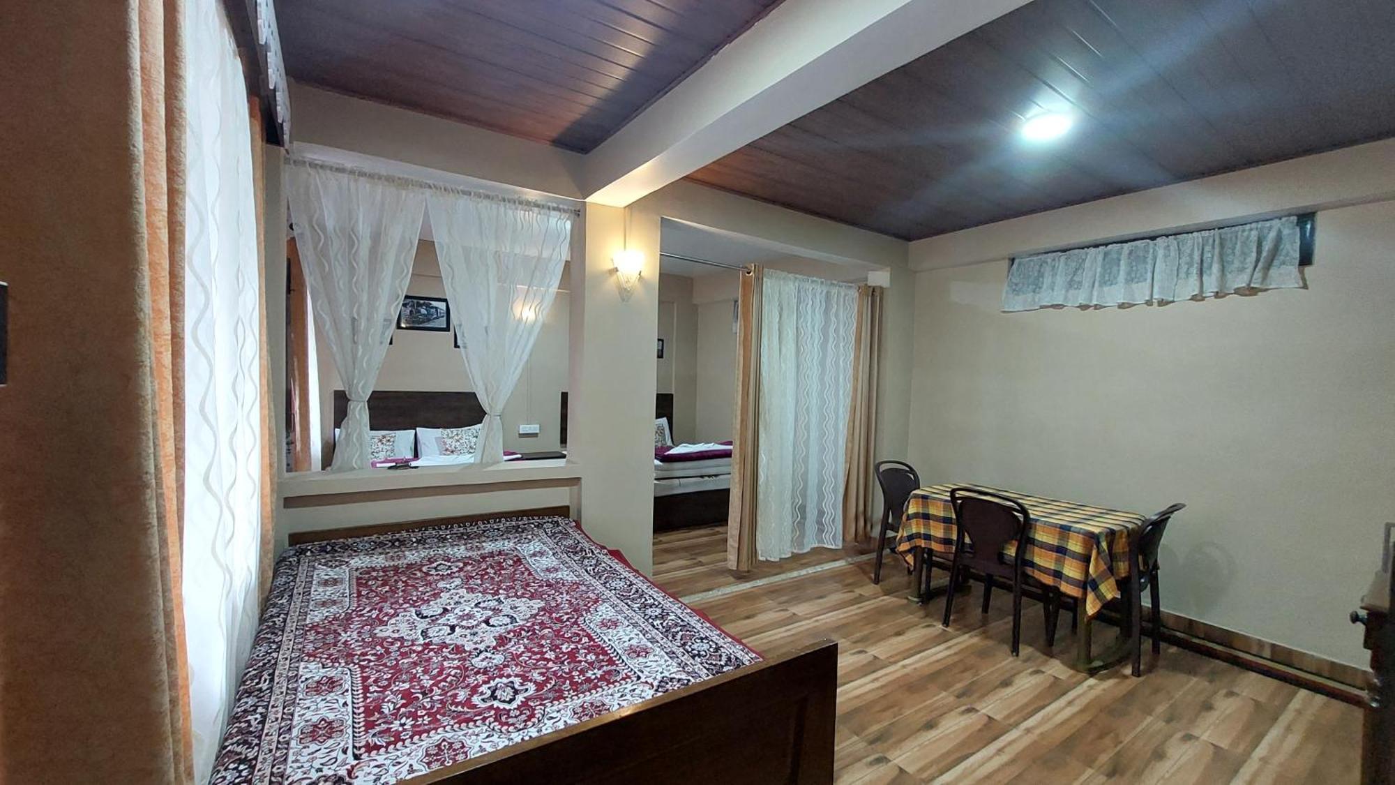Indivar Homestay Darjeeling  Eksteriør bilde